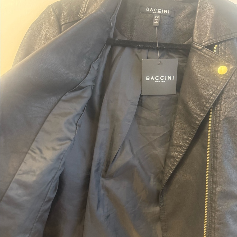 Baccini Black Faux Leather Jacket Petite Medium - Picture 3 of 10